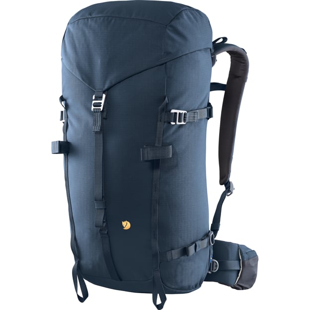 Trail and Travel Bergtagen 38 S-M for Carrying Hiking Travel School and Daily Essentials
