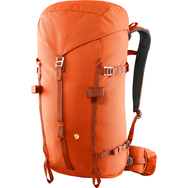 Trail and Travel Bergtagen 38 S-M for Carrying Hiking Travel School and Daily Essentials