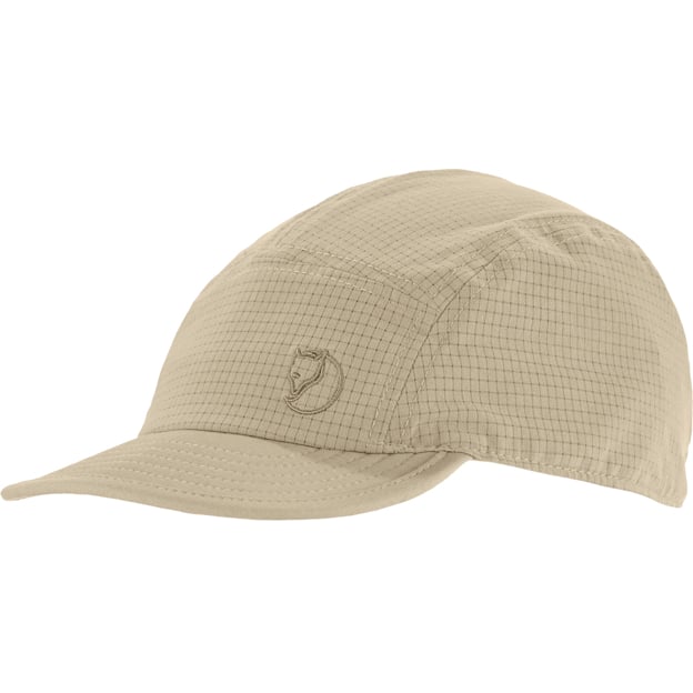 Outdoor Travel Abisko Trekking Cap for Outdoor Wear and Everyday Accessory Use