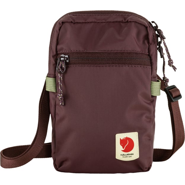 Everyday Outdoor High Coast Pocket for Organizing and Carrying Personal and Travel Essentials