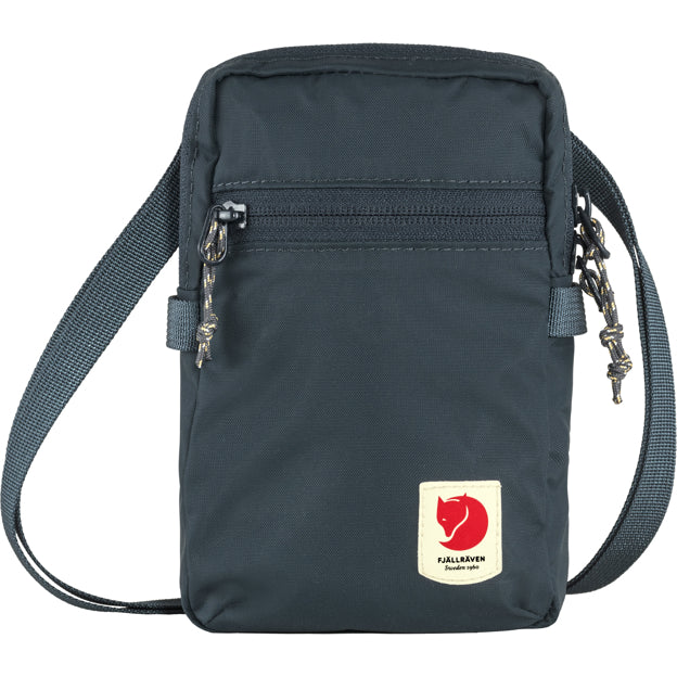 Everyday Outdoor High Coast Pocket for Organizing and Carrying Personal and Travel Essentials