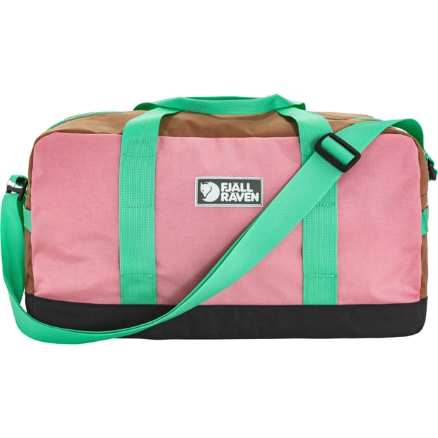 Hiking Ready Vardag Duffel 33 for Organizing and Carrying Personal and Travel Essentials